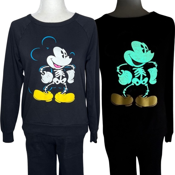 Disney Glowing Mickey Mouse Skeleton Glow in the Dark Black Junior Large L Youth - Picture 1 of 17